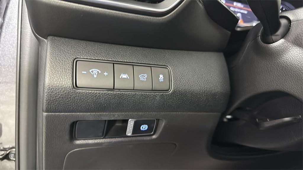 used 2023 Hyundai Santa Fe car, priced at $24,985