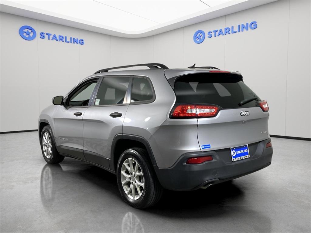 used 2016 Jeep Cherokee car, priced at $10,895