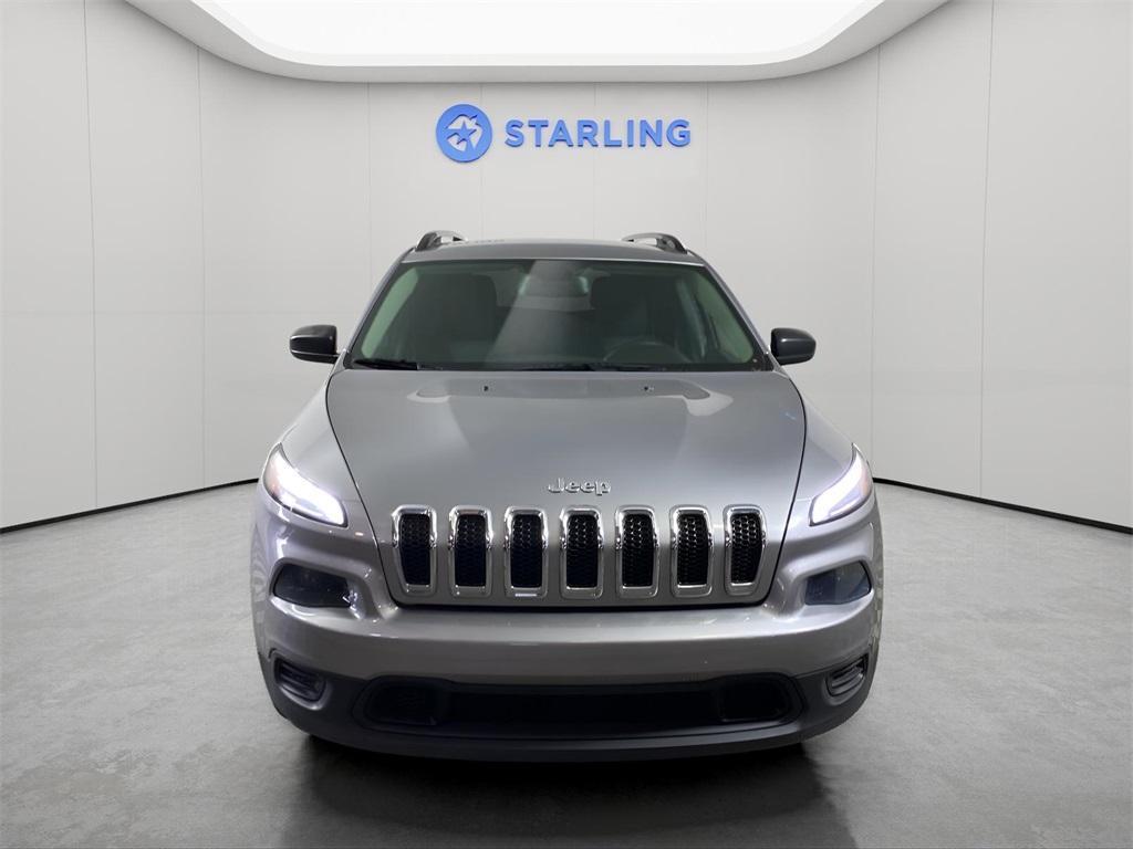 used 2016 Jeep Cherokee car, priced at $10,895