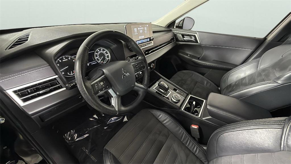 used 2023 Mitsubishi Outlander car, priced at $22,650