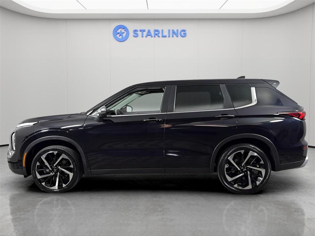 used 2023 Mitsubishi Outlander car, priced at $22,650