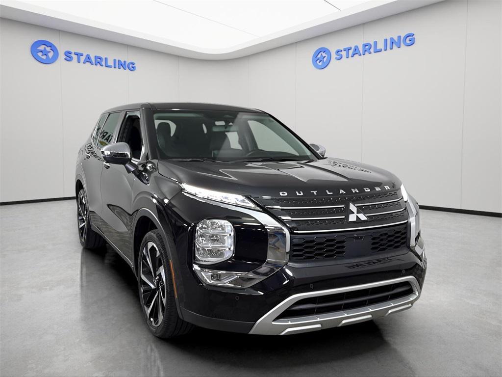 used 2023 Mitsubishi Outlander car, priced at $22,650