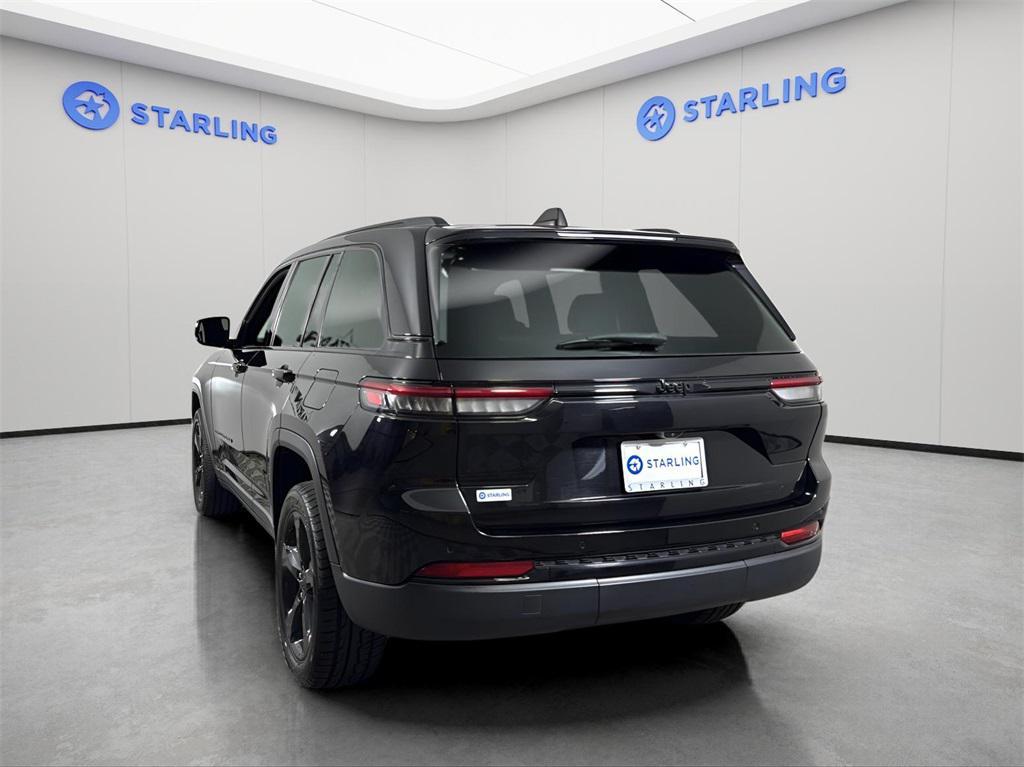 used 2023 Jeep Grand Cherokee car, priced at $25,525