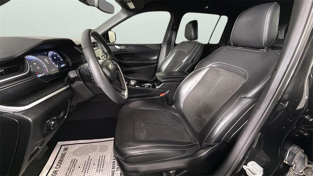 used 2023 Jeep Grand Cherokee car, priced at $25,525