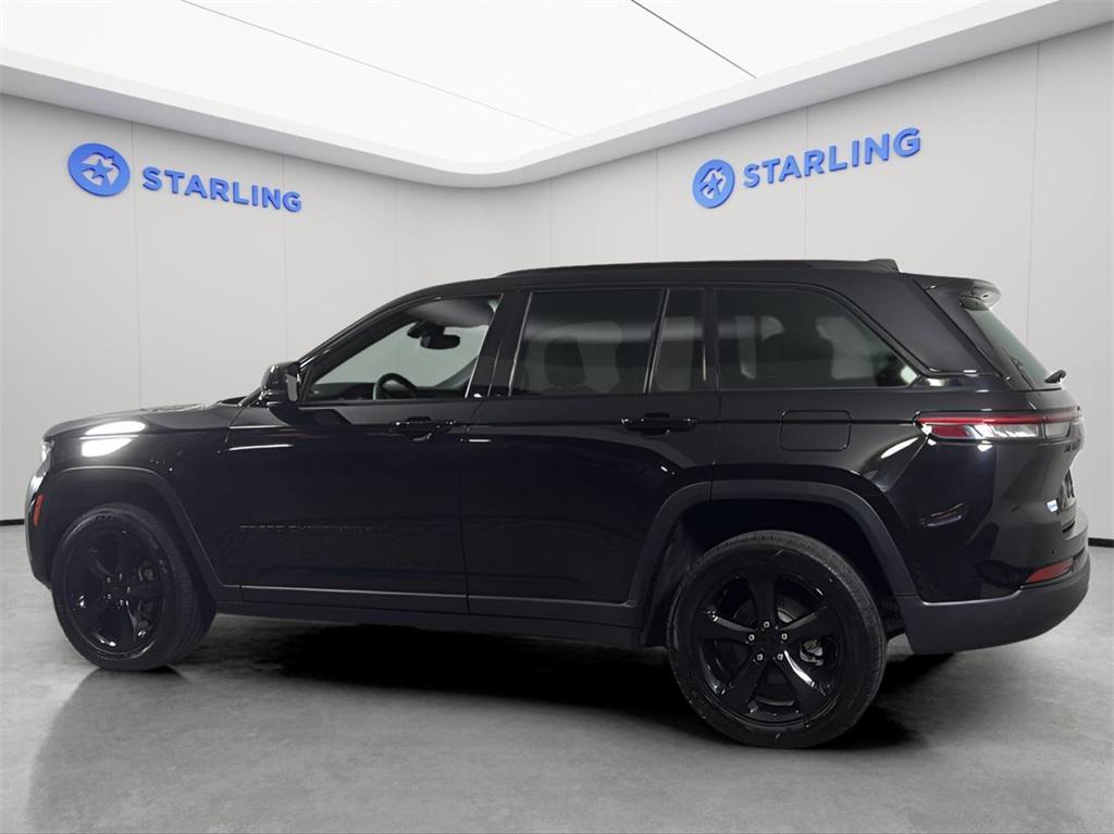 used 2023 Jeep Grand Cherokee car, priced at $25,525
