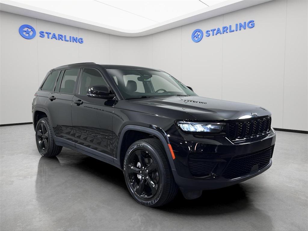 used 2023 Jeep Grand Cherokee car, priced at $25,525
