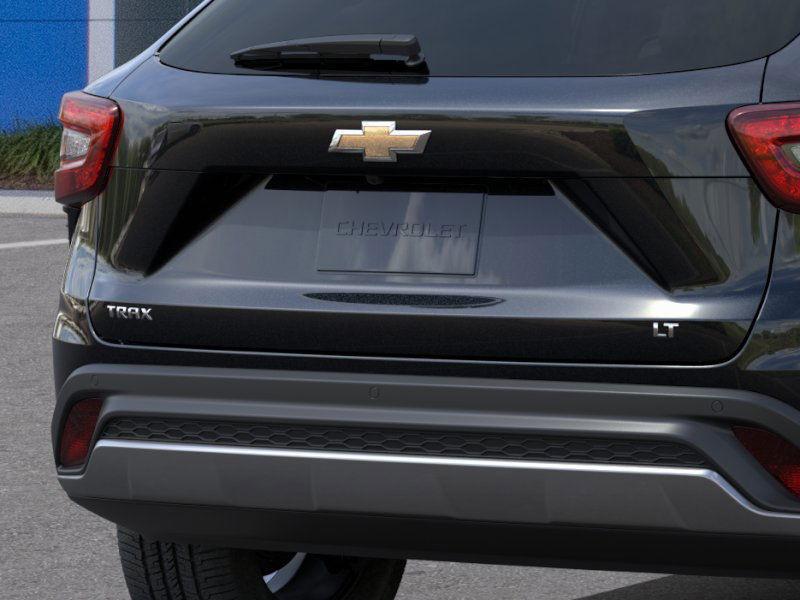 new 2025 Chevrolet Trax car, priced at $23,090