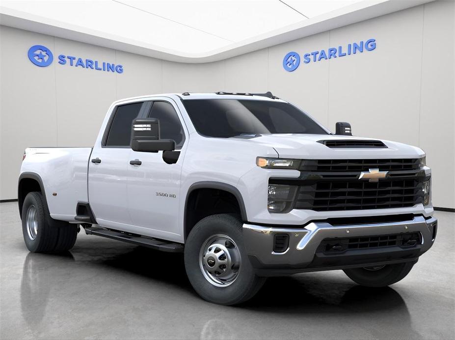 new 2025 Chevrolet Silverado 3500 car, priced at $67,194