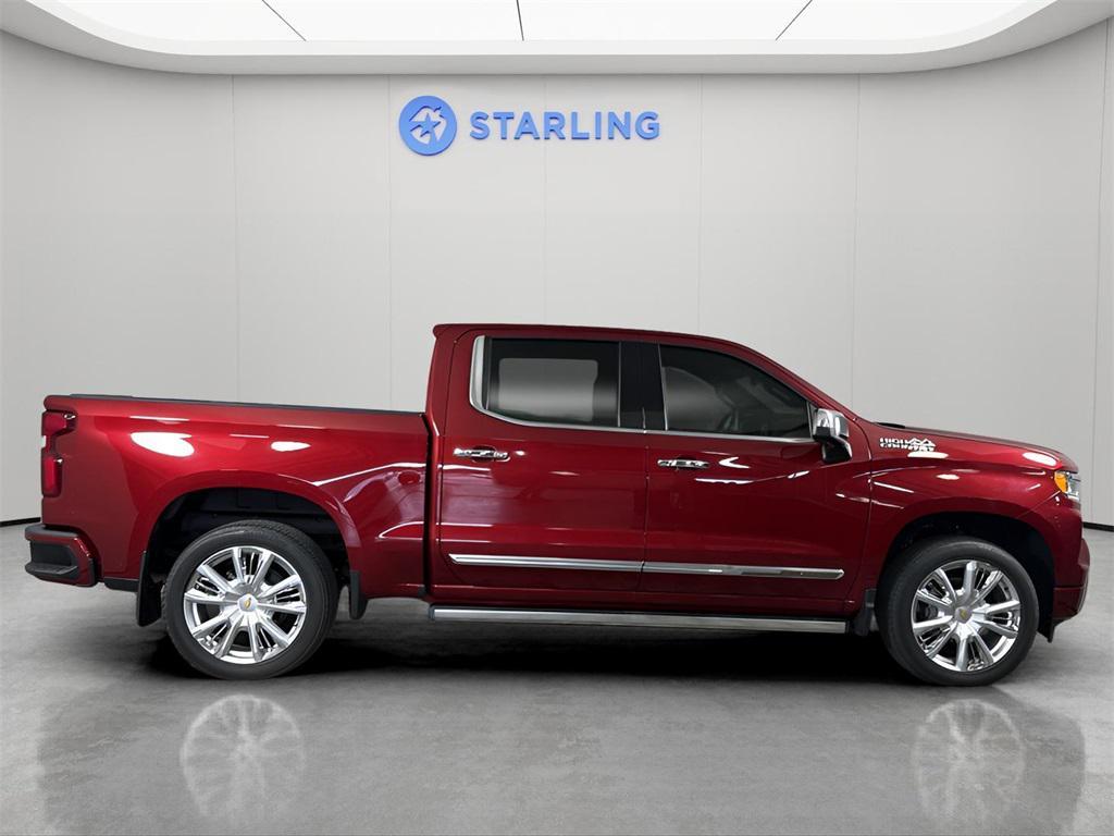 used 2022 Chevrolet Silverado 1500 car, priced at $49,305
