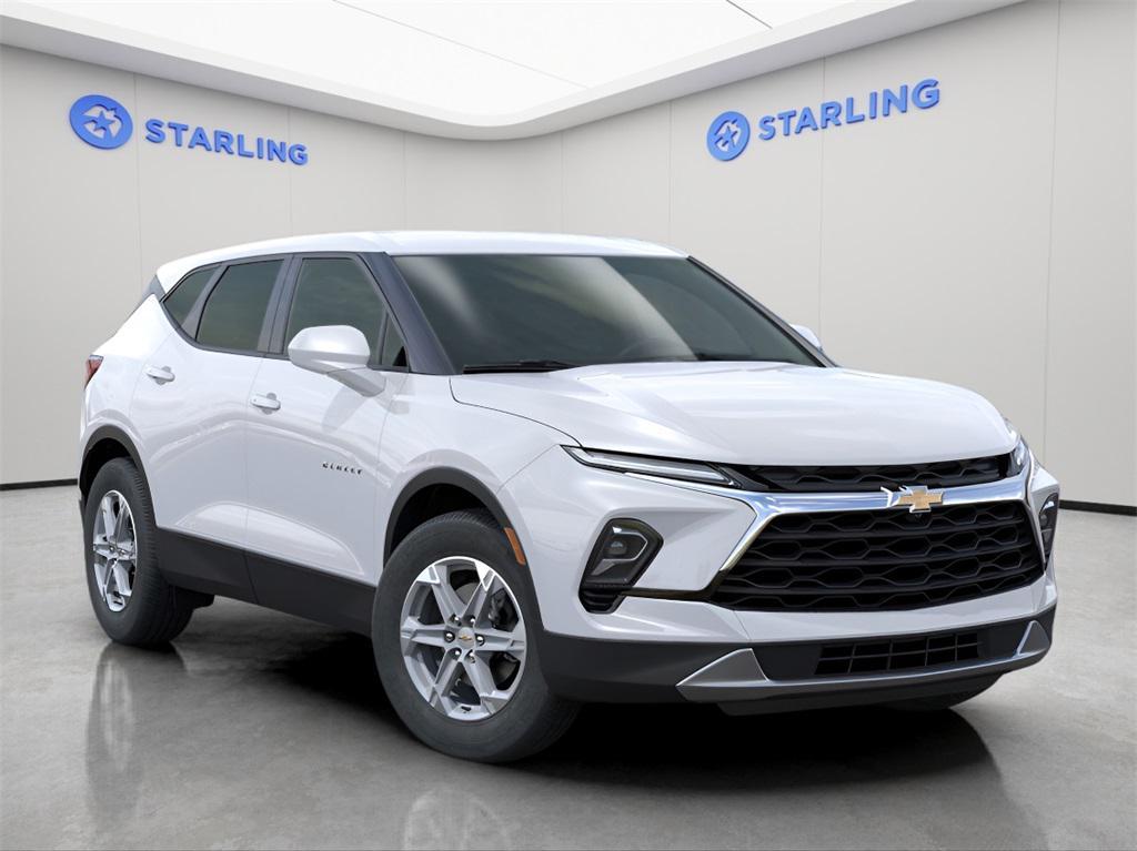 new 2025 Chevrolet Blazer car, priced at $31,273