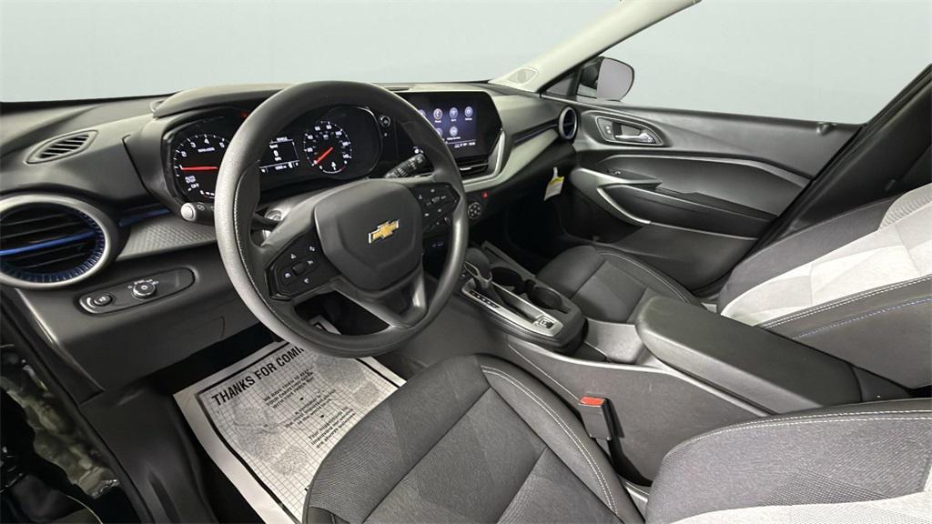 used 2025 Chevrolet Trax car, priced at $22,889