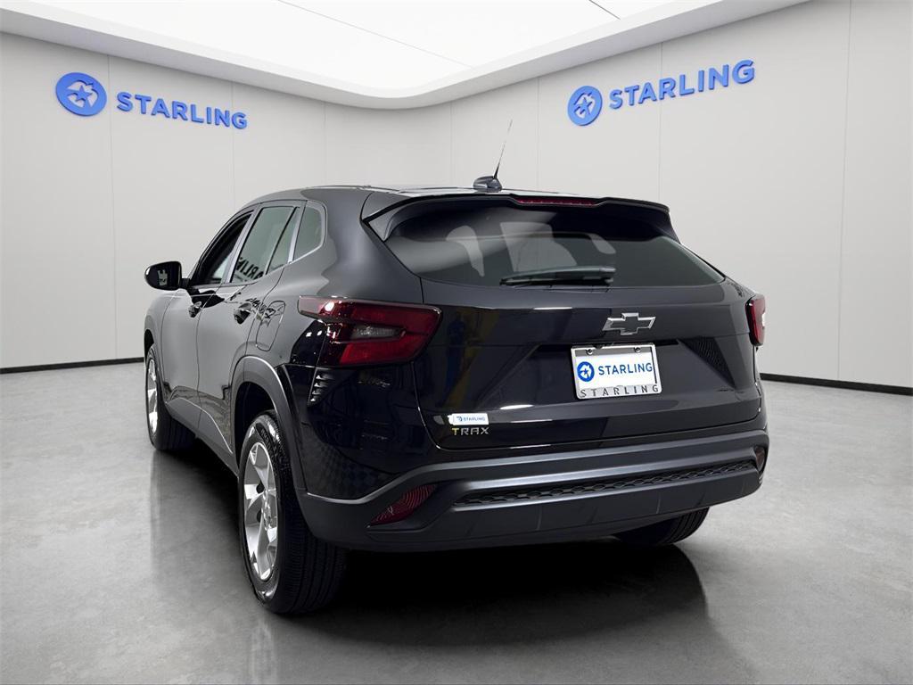 used 2025 Chevrolet Trax car, priced at $22,889