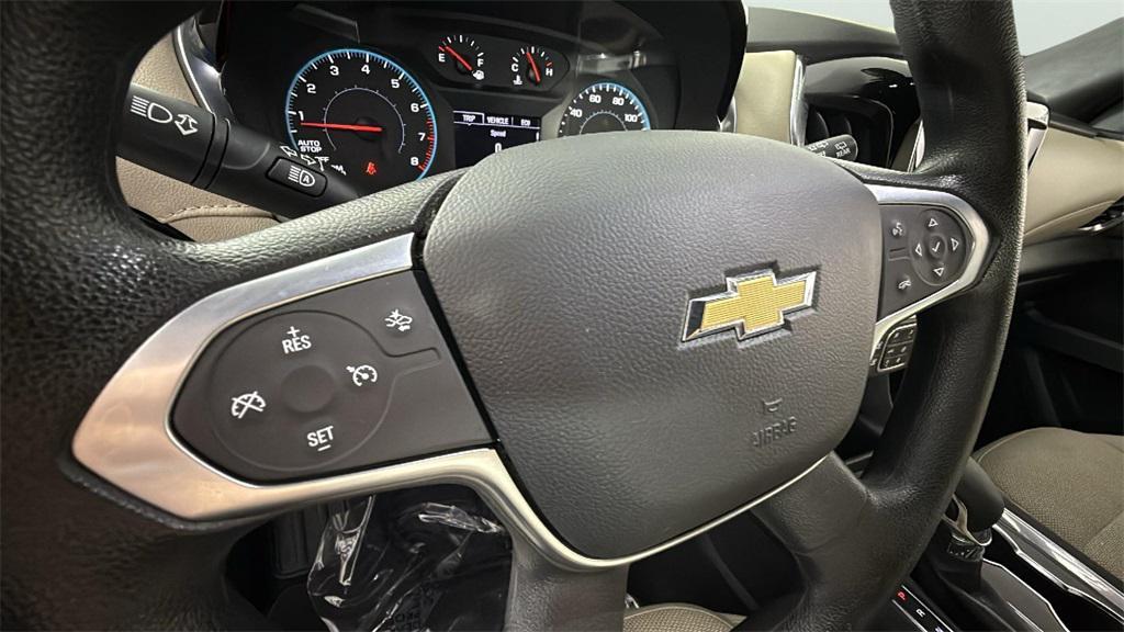 used 2023 Chevrolet Traverse car, priced at $24,989