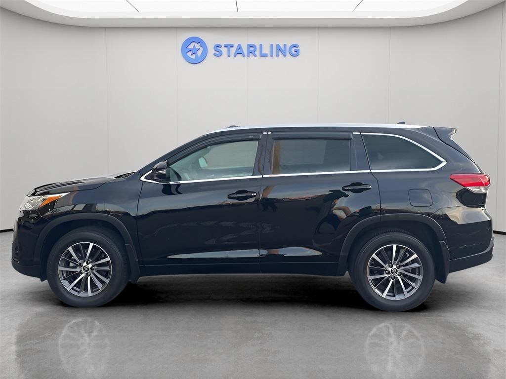 used 2018 Toyota Highlander car, priced at $27,788