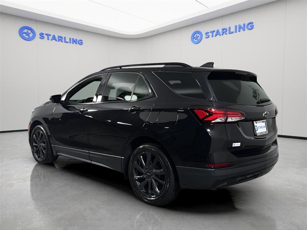 used 2024 Chevrolet Equinox car, priced at $22,895