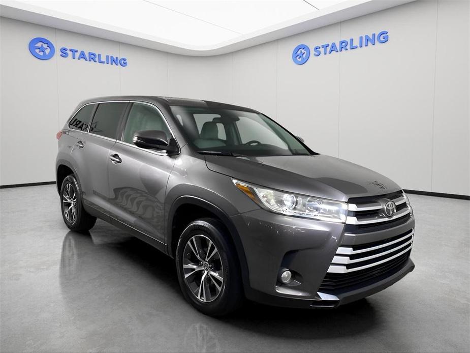 used 2019 Toyota Highlander car, priced at $20,905