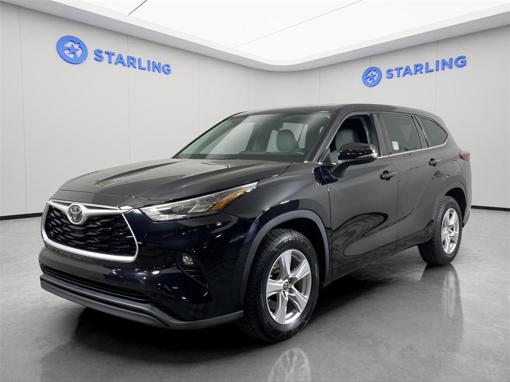 used 2020 Toyota Highlander car, priced at $28,085