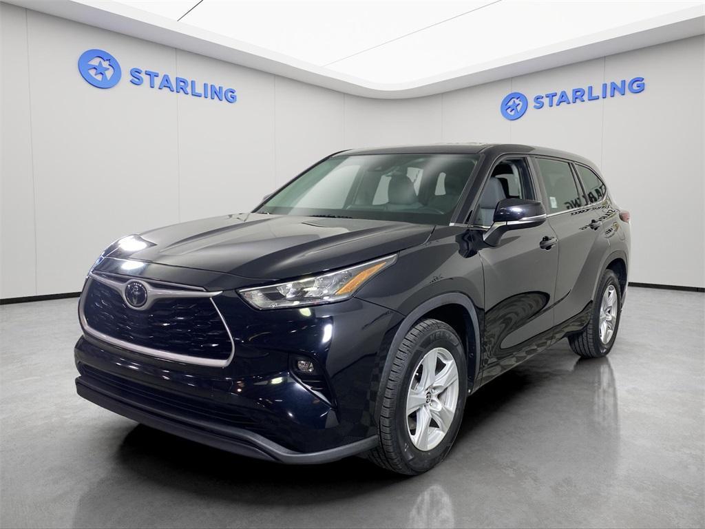 used 2020 Toyota Highlander car, priced at $28,085