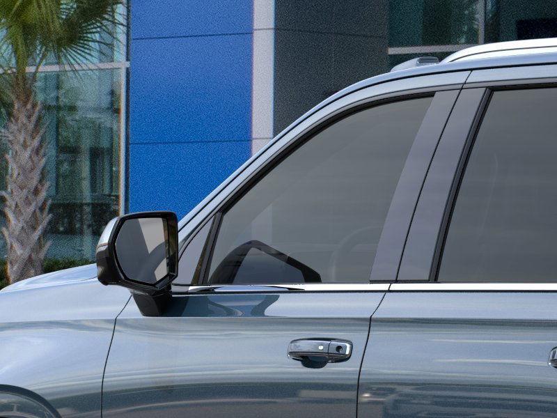 new 2025 Chevrolet Suburban car, priced at $75,699