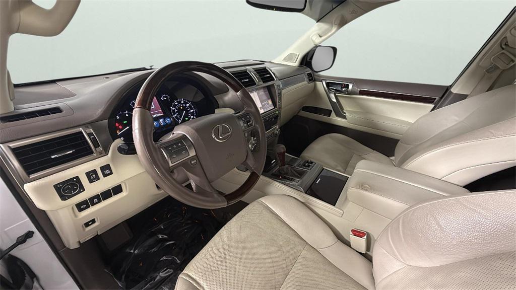 used 2014 Lexus GX 460 car, priced at $22,889