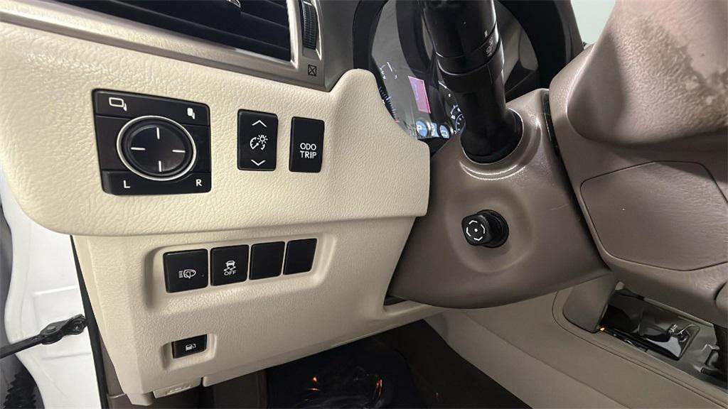 used 2014 Lexus GX 460 car, priced at $22,889