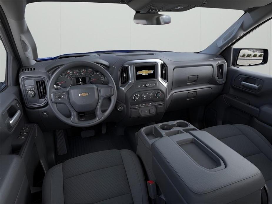 new 2025 Chevrolet Silverado 1500 car, priced at $40,627