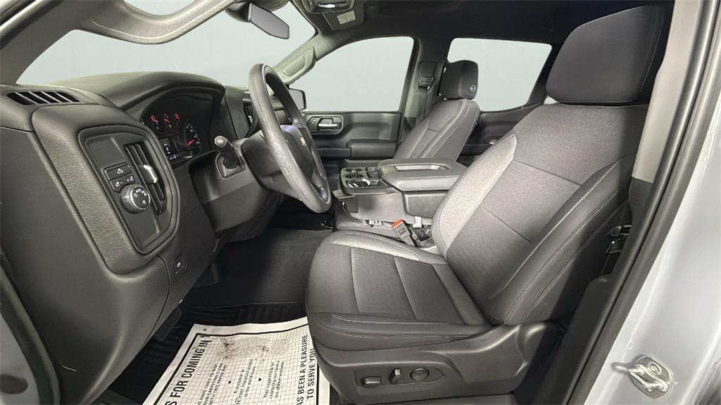 used 2025 Chevrolet Silverado 1500 car, priced at $33,895