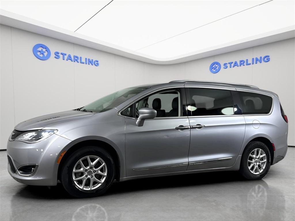 used 2020 Chrysler Pacifica car, priced at $11,650