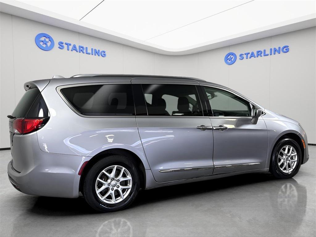 used 2020 Chrysler Pacifica car, priced at $11,650