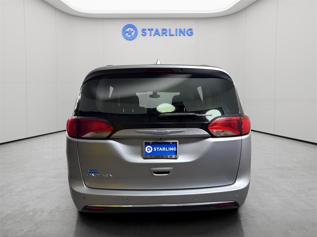 used 2020 Chrysler Pacifica car, priced at $11,650
