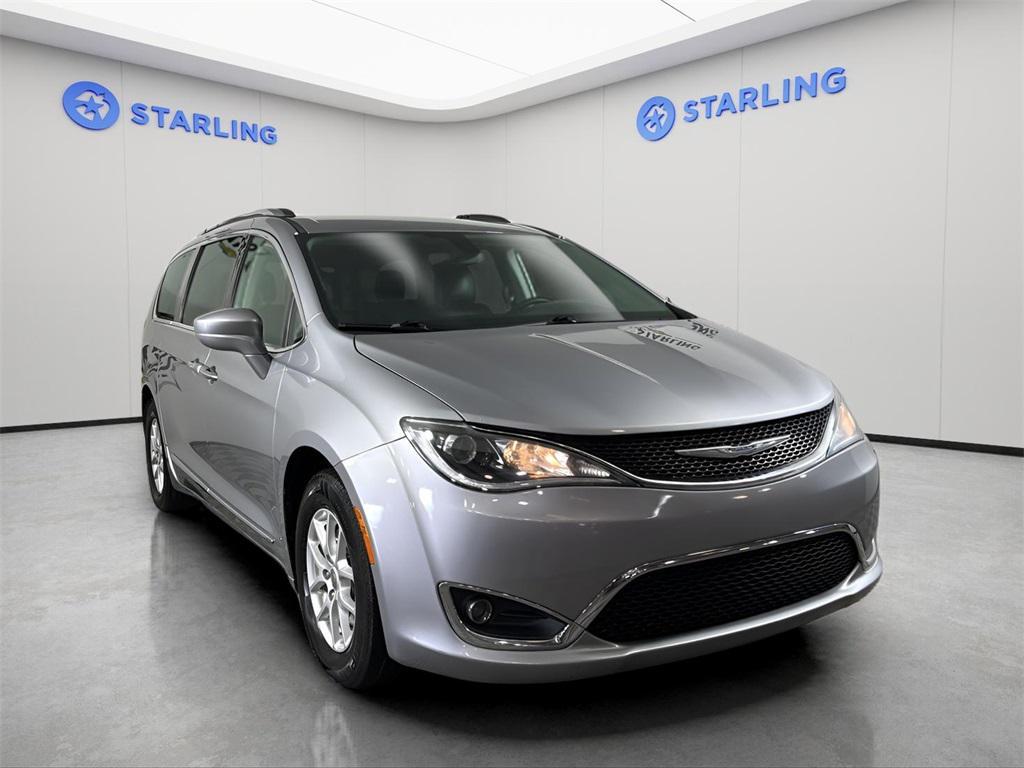 used 2020 Chrysler Pacifica car, priced at $11,650