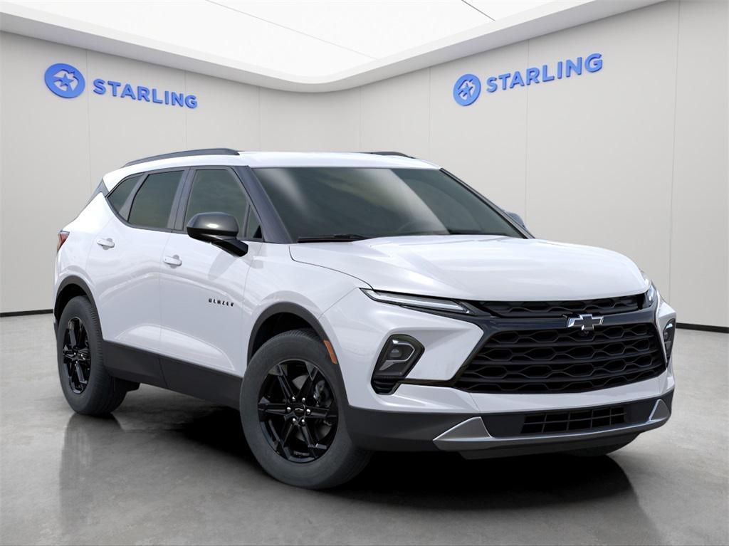new 2025 Chevrolet Blazer car, priced at $34,022