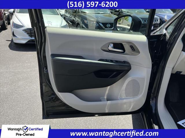 used 2022 Chrysler Pacifica car, priced at $18,995