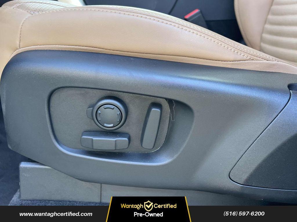 used 2023 Land Rover Discovery car, priced at $45,995
