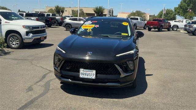 used 2025 Buick Envision car, priced at $38,999