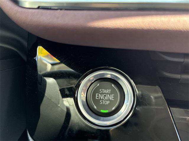 used 2025 Buick Envision car, priced at $38,999