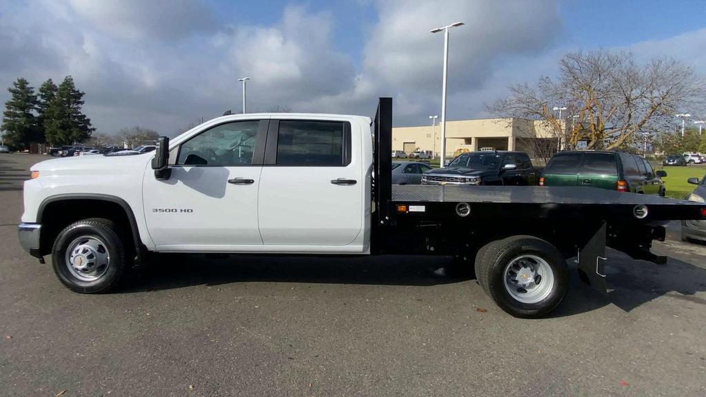 new 2024 Chevrolet Silverado 3500 car, priced at $59,101