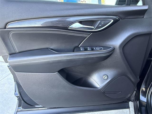 used 2023 Buick Envision car, priced at $25,999
