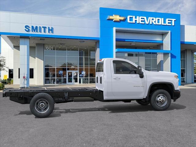 new 2025 Chevrolet Silverado 3500 car, priced at $52,288