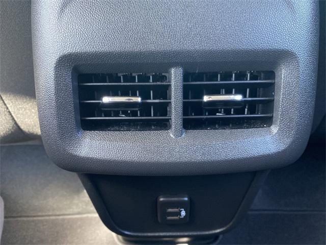 used 2023 Chevrolet Equinox car, priced at $22,999