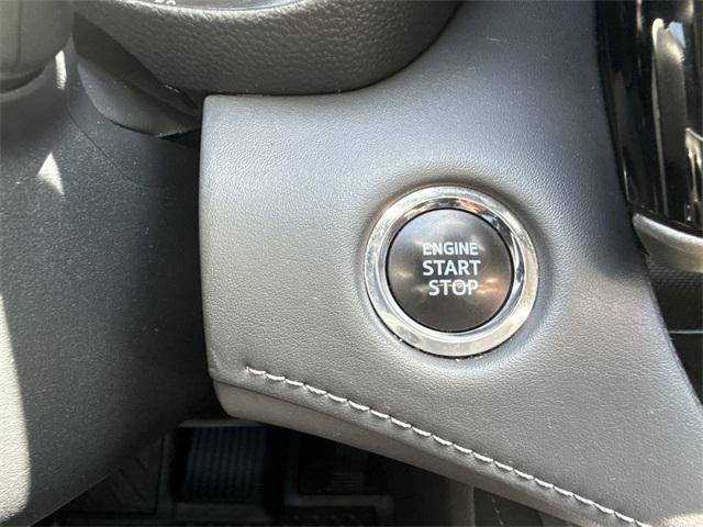used 2022 Toyota Highlander car, priced at $41,999