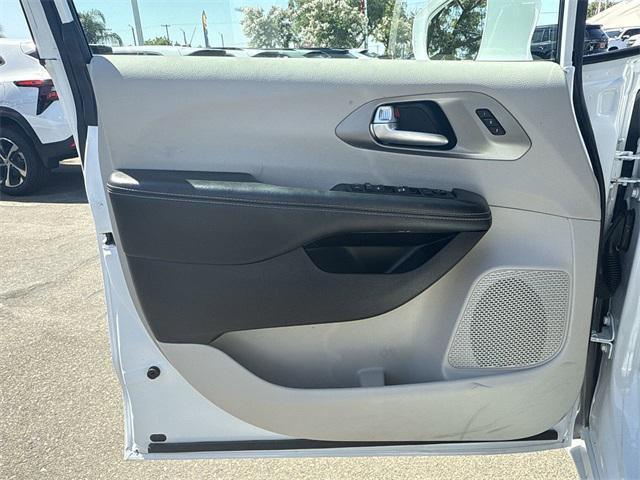 used 2022 Chrysler Pacifica car, priced at $29,999