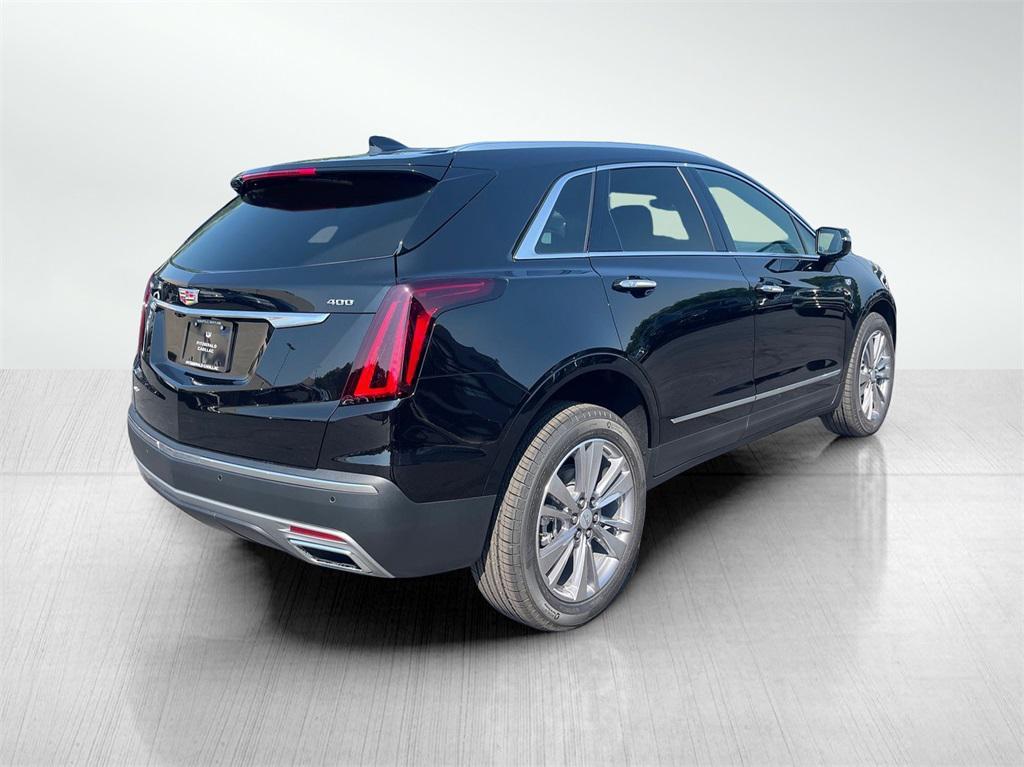 new 2025 Cadillac XT5 car, priced at $57,155
