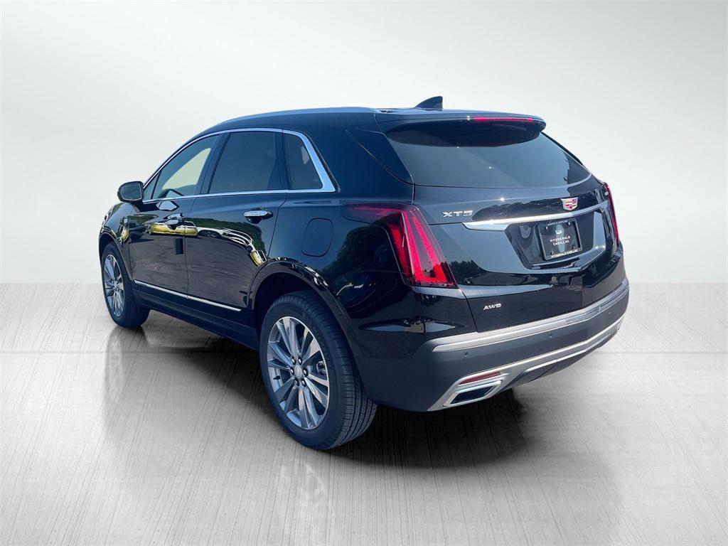 new 2025 Cadillac XT5 car, priced at $57,155