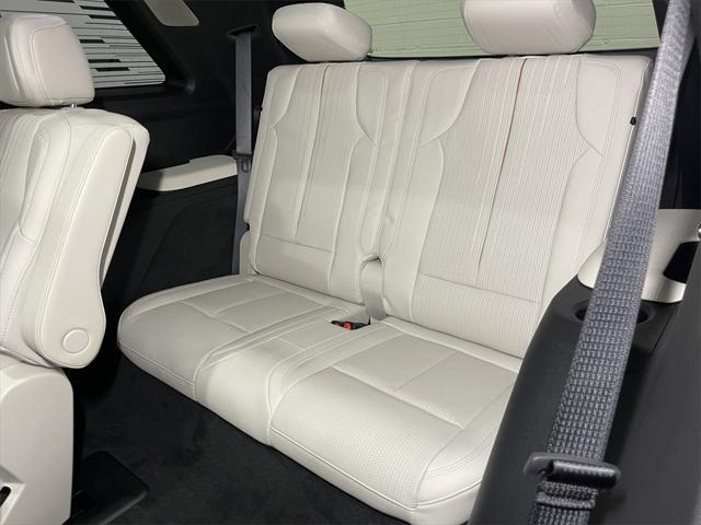 new 2026 Cadillac VISTIQ car, priced at $79,515