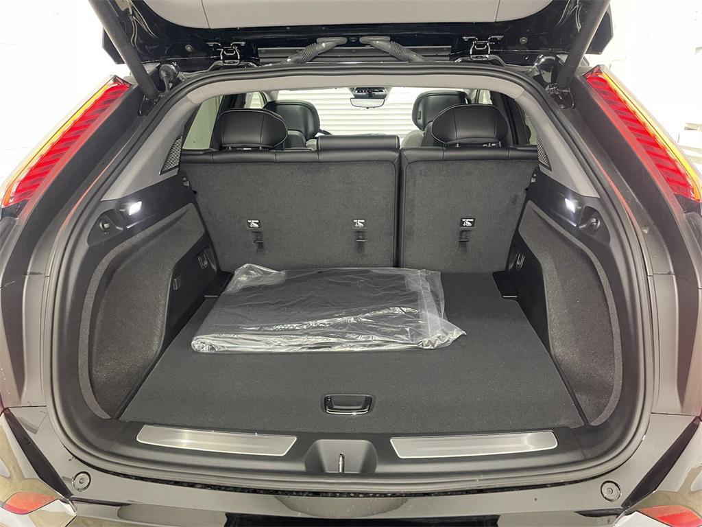 new 2025 Cadillac OPTIQ car, priced at $54,865