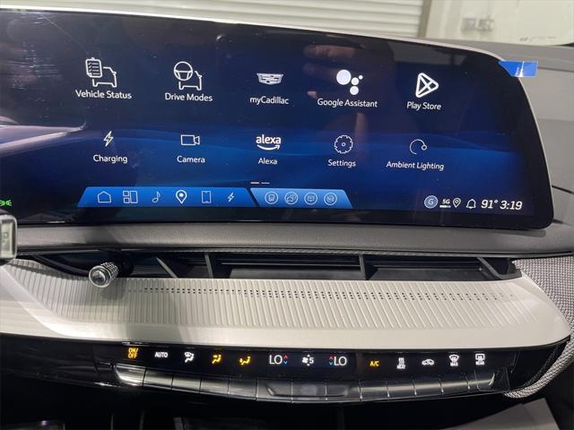 new 2025 Cadillac OPTIQ car, priced at $58,515