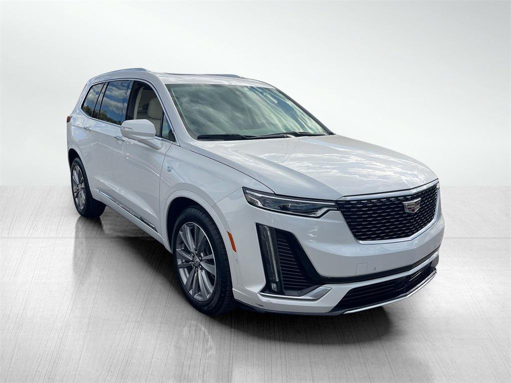 used 2023 Cadillac XT6 car, priced at $38,491