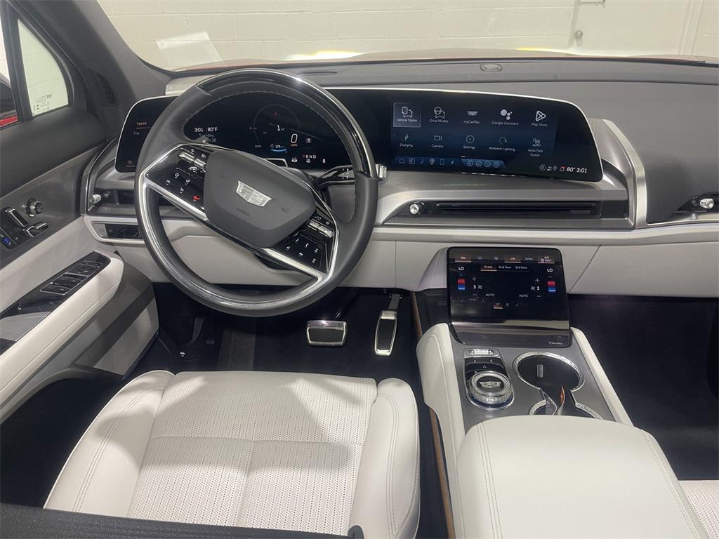 new 2026 Cadillac VISTIQ car, priced at $79,865