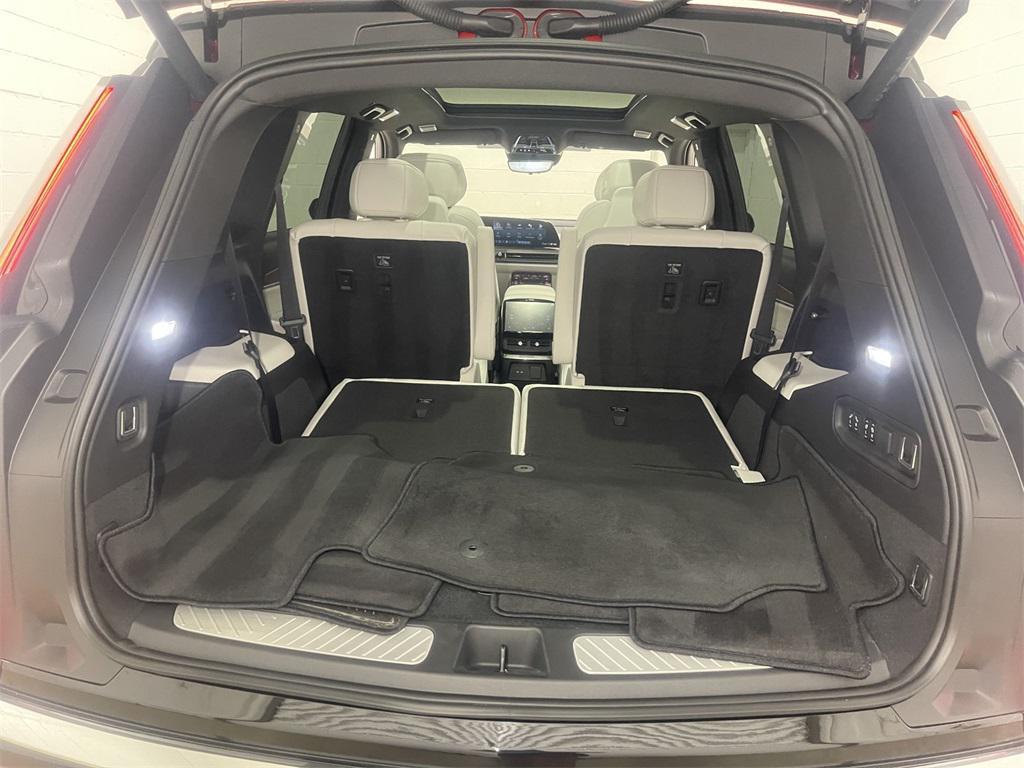 new 2026 Cadillac VISTIQ car, priced at $79,865